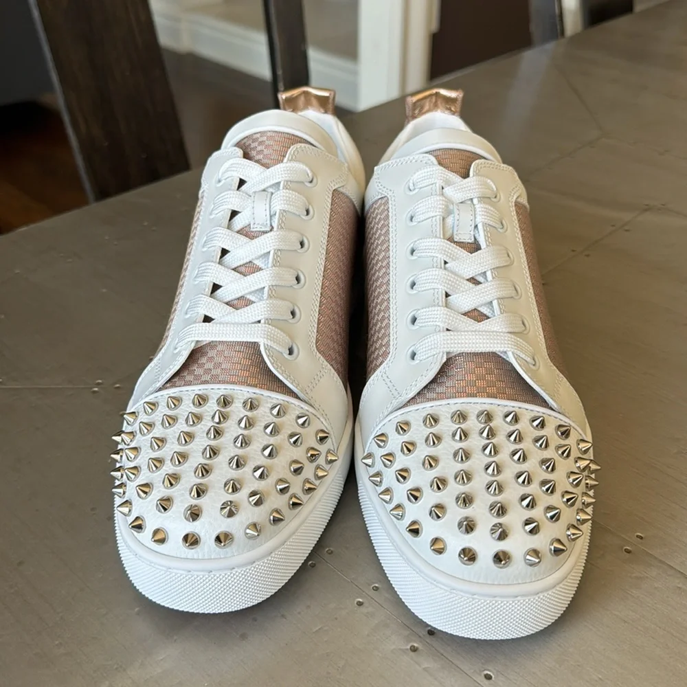 Christian Louboutin varsijunior spikes duo flat sneaker trainer white bronze 44